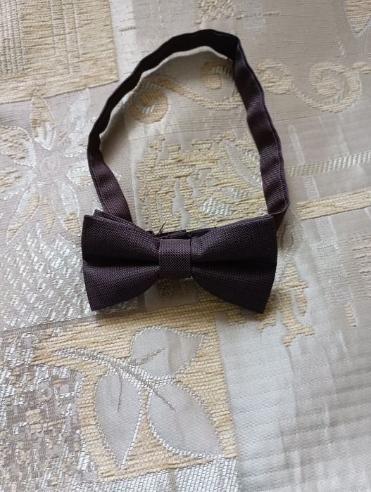 Галстуки фирменные,бабочки