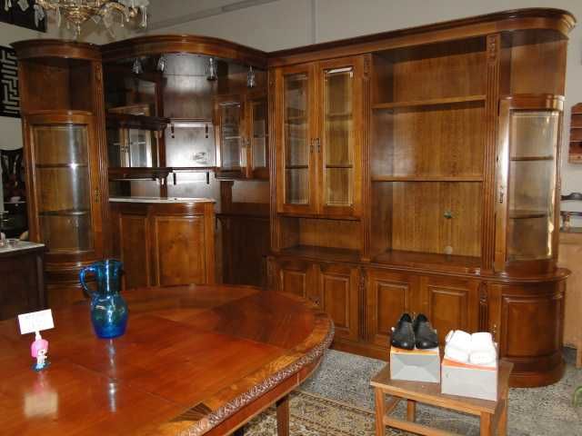 Mobília de sala de estar(armário com bar)