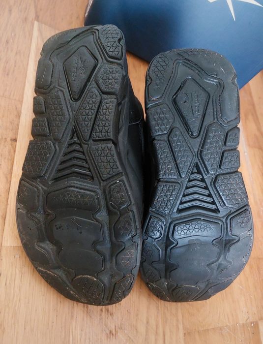 Reebok H1-048 WW Czarny buty na zimę