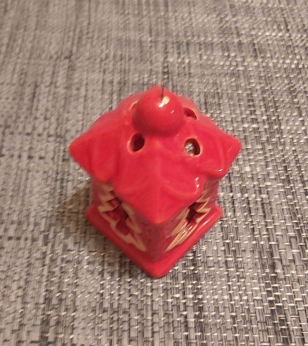 Świecznik teapod domek ceramiczny lampion