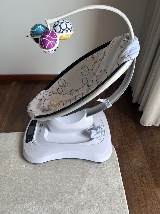 4moms mamaRoo 4.0 com redutor incluído em caixa