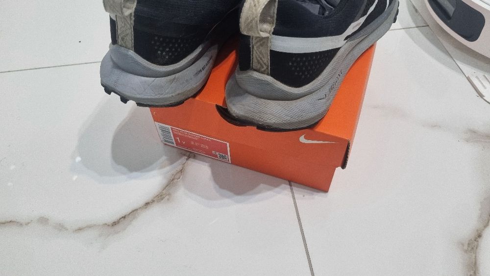 Buty Nike pegasus trial 4. R44.
