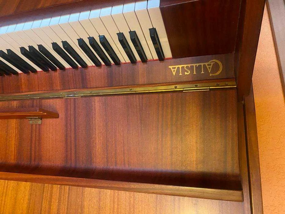 Pianino CALISIA.