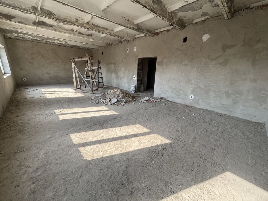 Продаж комерційного приміщення 300 м². Тисмениця. Бізнес. Мед. Центр
