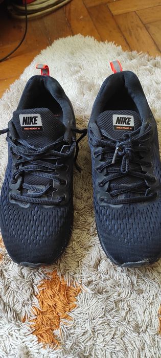 Кросівки Nike shield