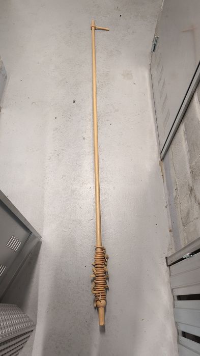 Drewniany karnisz 250 cm + dużo kółek z żabkami