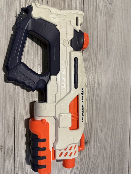 NERF Rattler SuperSoaker pistolet na wode