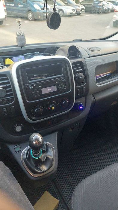 Продам  Renault Trafic 1.6 long