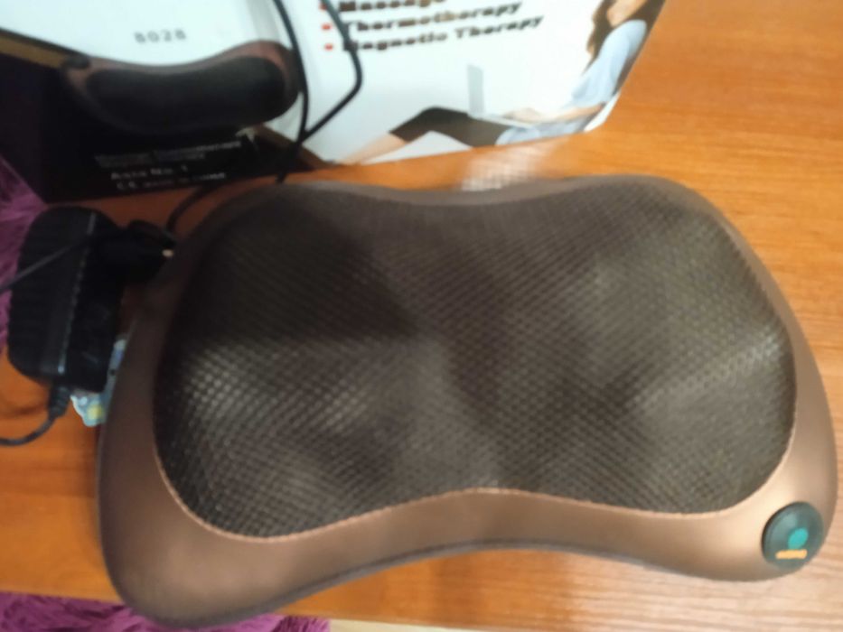 Масажна подушка електрична