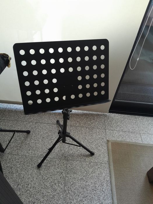 2 Suportes de partituras