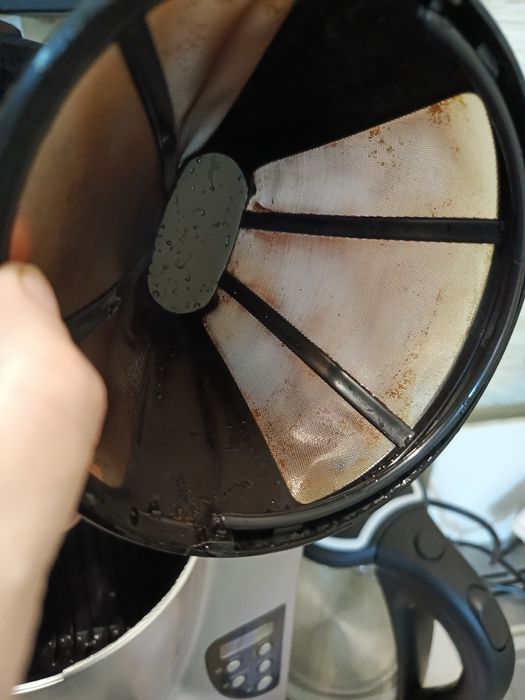 Продам кофеварку капельную рабочая