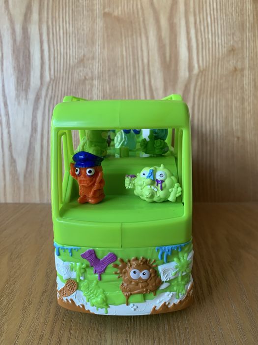 Smashers da Zuru (camião + 12 bonecos)