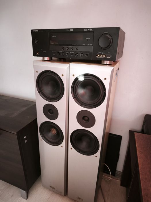 Amplituner Yamaha + głośniki magnat
