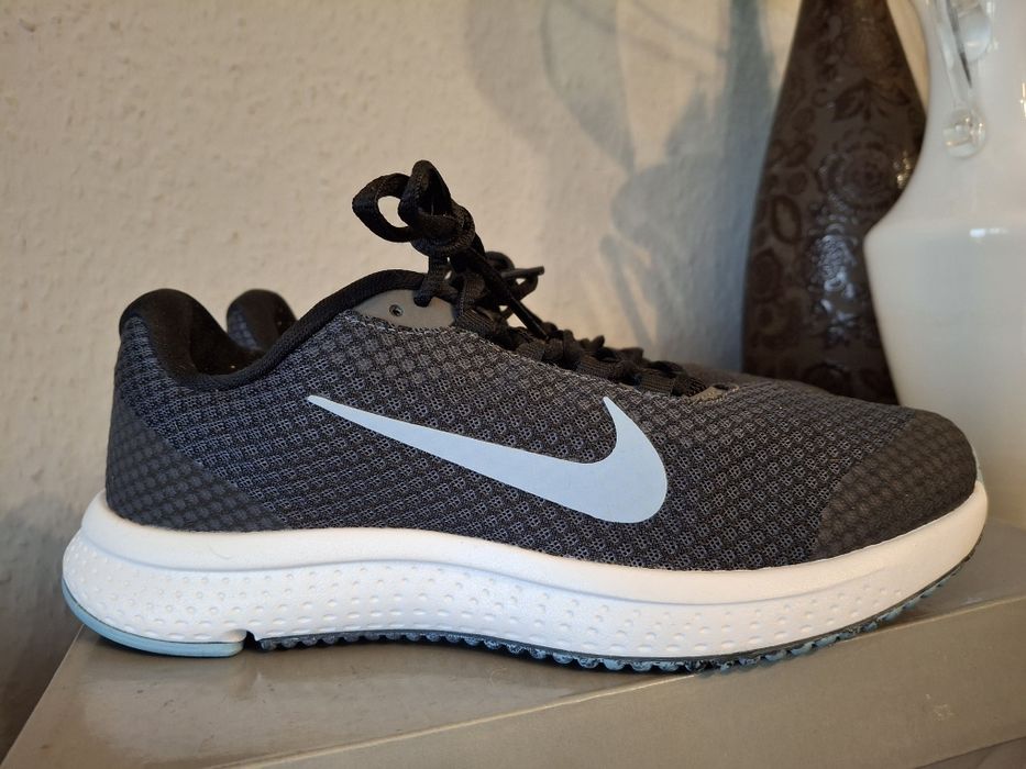 Nike Runallday  buty sportowe damskie 38