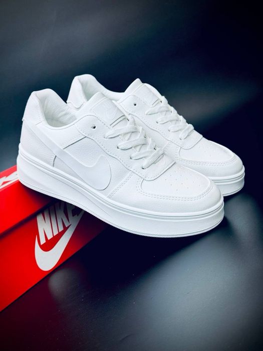Кроссовки air force 1 platform кожаные кросовки / женские белые форсы / не деревяные / не парят / натуралная кожа