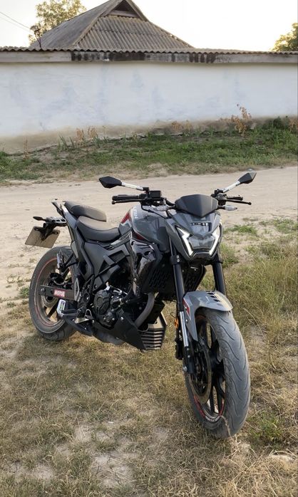Продам ліфан ср 220