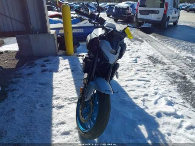 Yamaha MTN690 2025