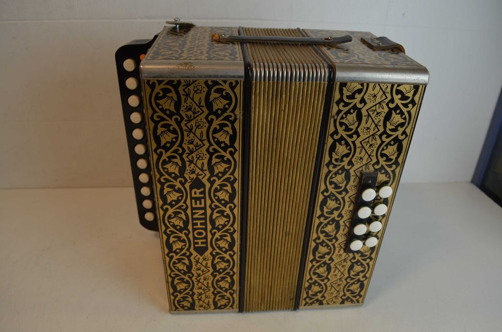 Concertina Hohner