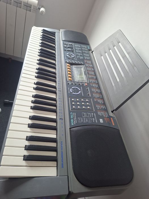 Keybord Casio CTK-601 Nie wlanczają się  tanio