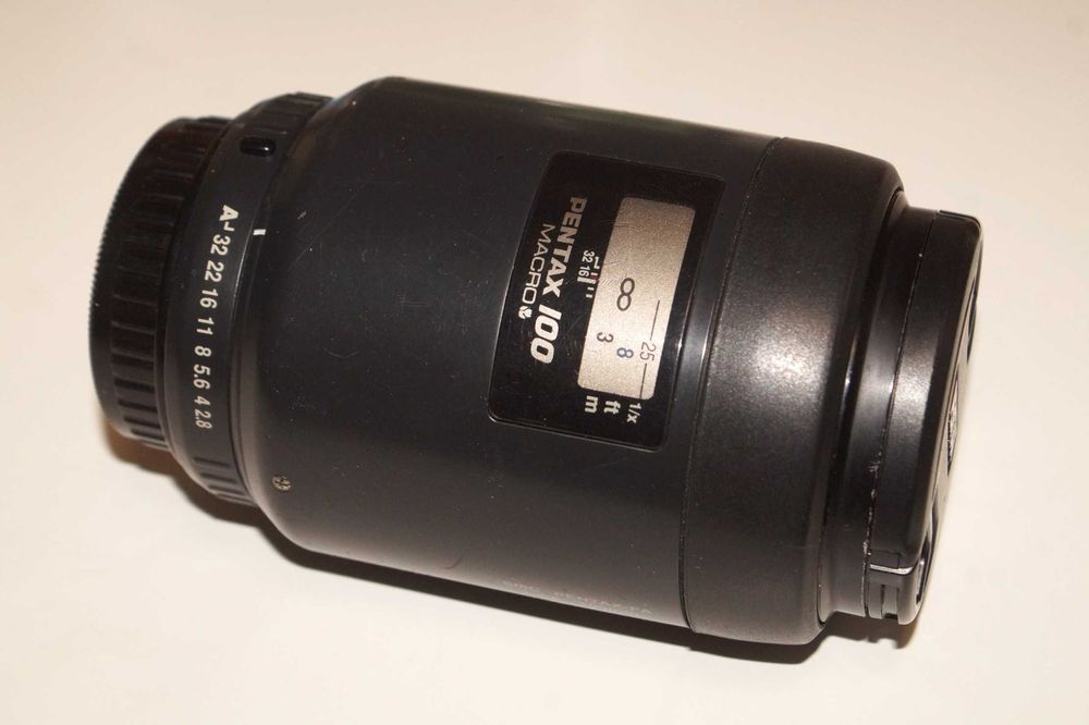 Pentax FA 100mm f/2.8 Macro