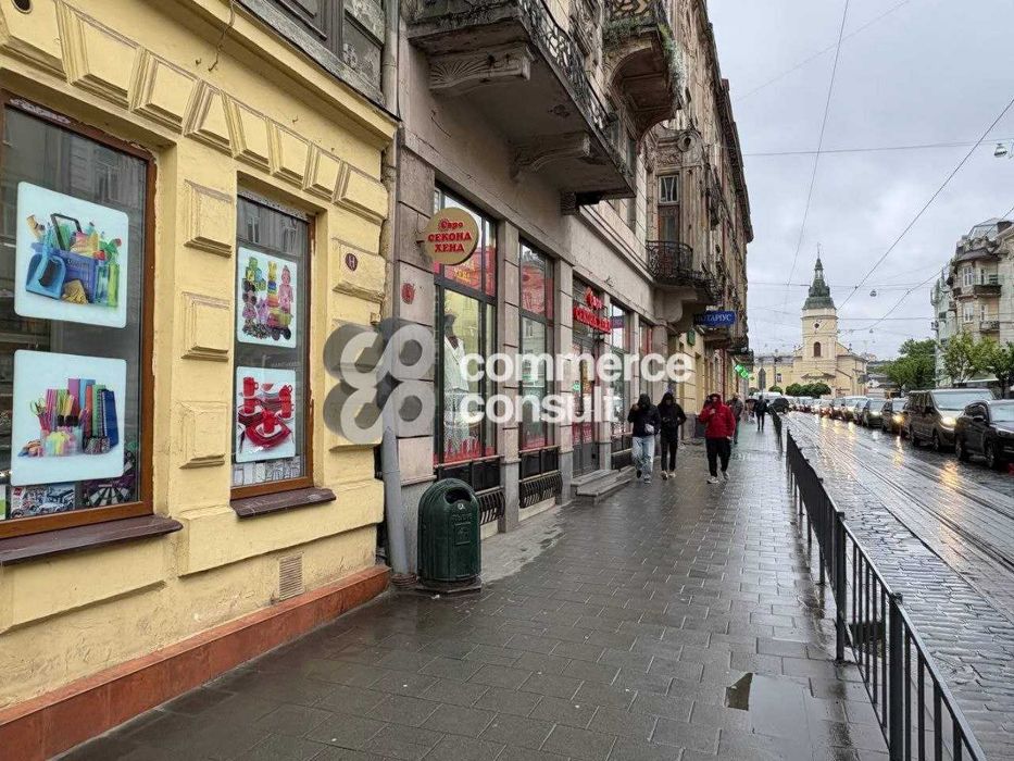 Оренда фасадного приміщення на вул. Городоцька, ближній центр