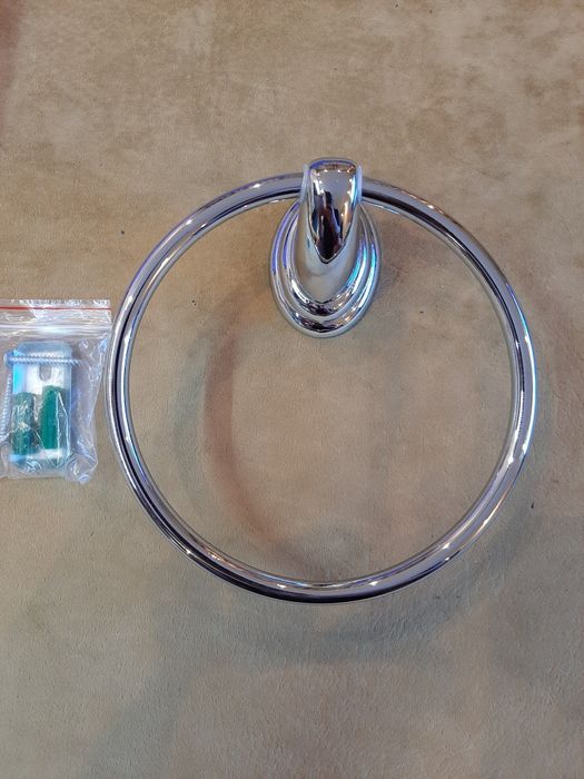 Вешалка для полотенца