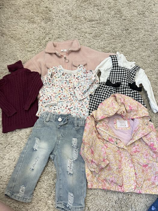 Одяг на осінь для дівчинки на 1-2 роки.