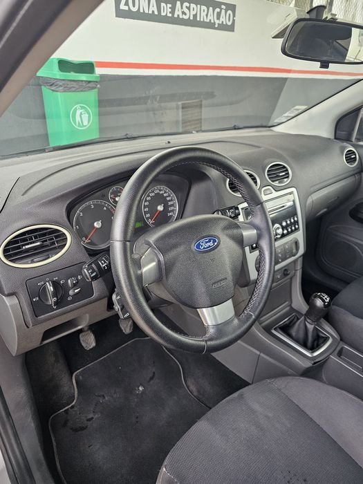 Ford Focus 1600 110cv