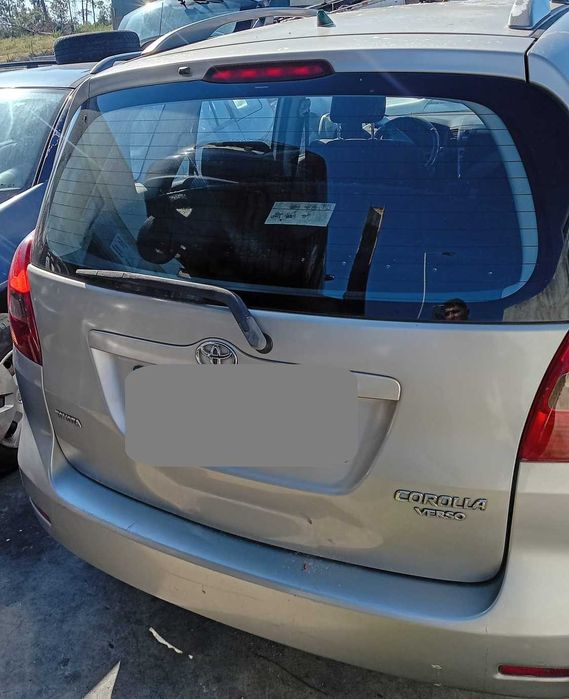 Toyota Corolla Verso para peças