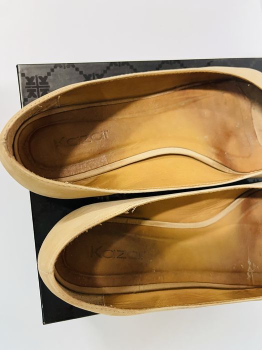 Baleriny KAZAR nubuk beż rozmiar 39