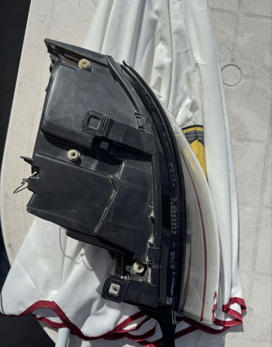 Oticas farol audi tt esquerda uma marca bosch