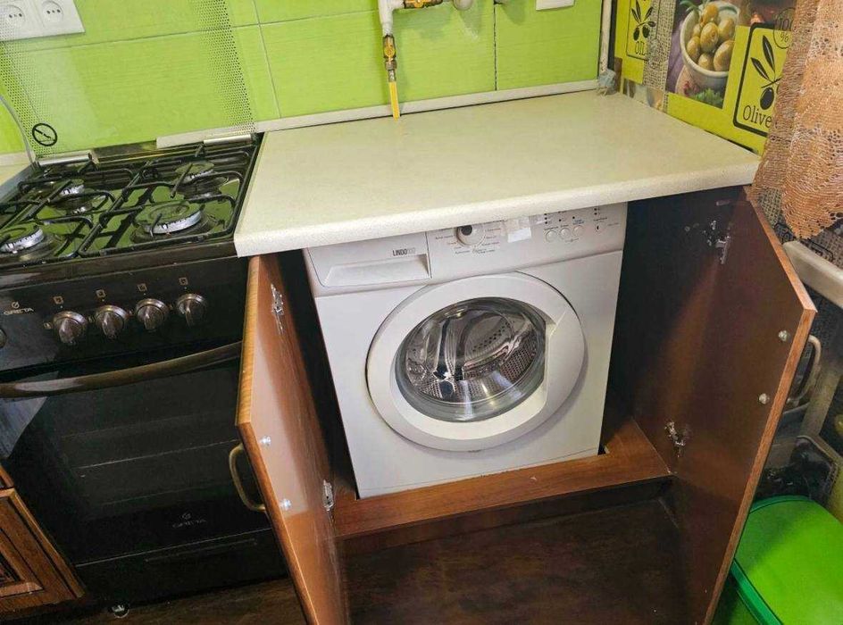 ПРОДАЮ гарна 2к квартира ПР.СЛОБОЖАНСЬКИЙ Калинова ТЦ Млин ГАЗ!