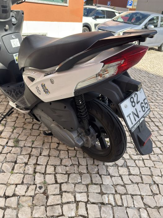 Kymco Agility City 125