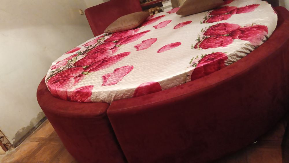 Продам мебель огромная круглая кровать фото   кровати