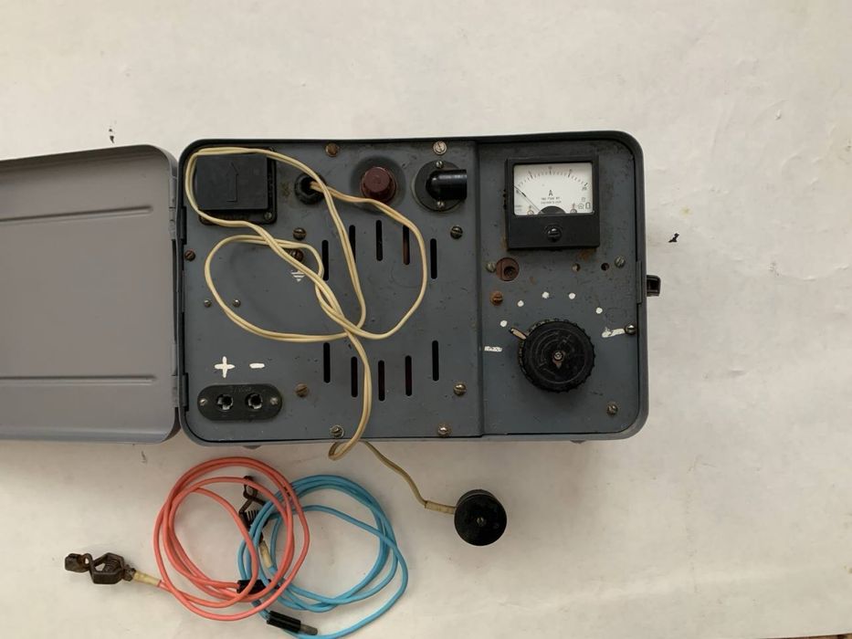 Продам зарядний пристрій ВЗА-10-69-У2