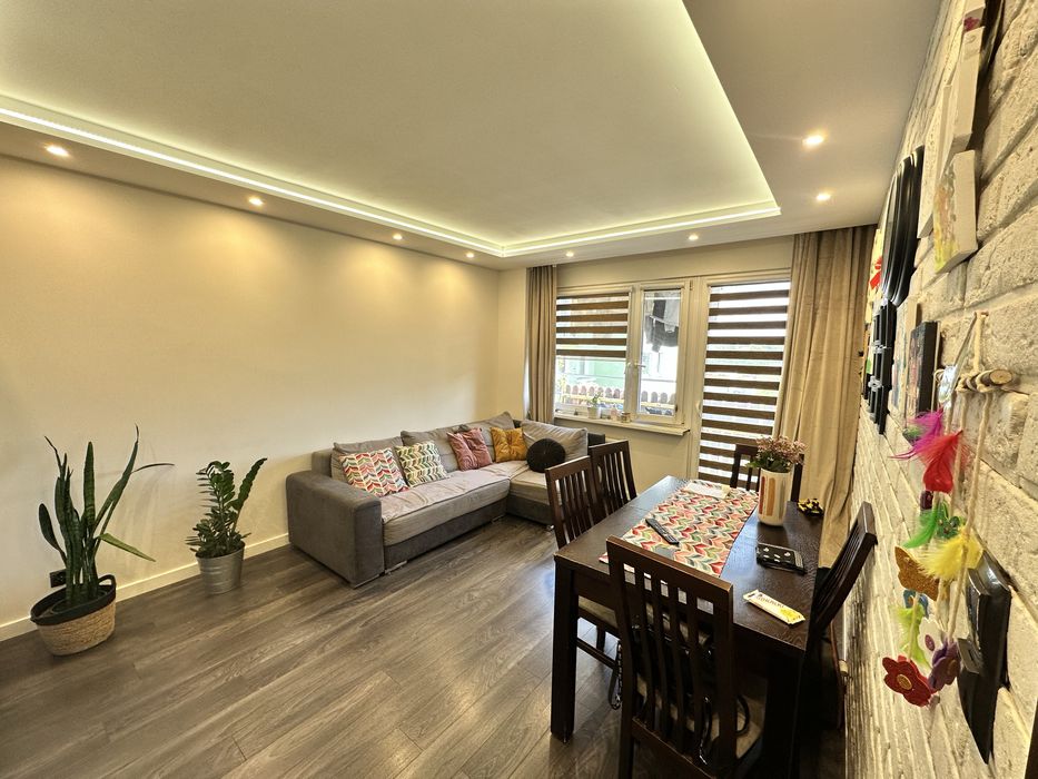 Mieszkanie  2️⃣ pokojowe,43m² na 2️⃣ pietrze.