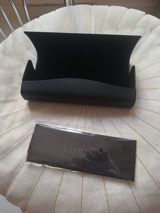 Etui na okulary Furla