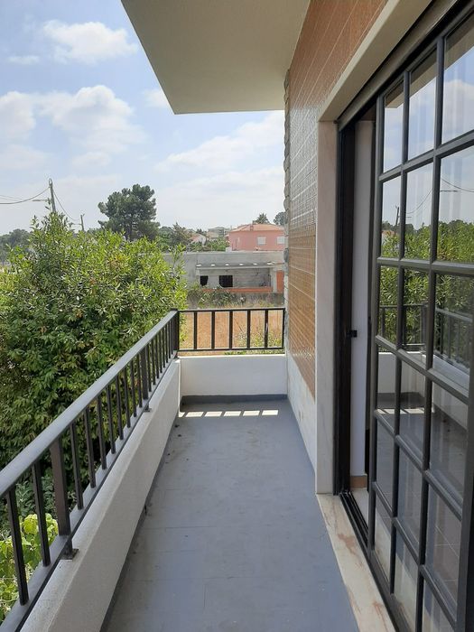 Moradia  T1 com área exterior comum