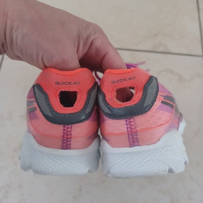 Buty Skechers Perfromance Go Run 4 39/26 cm jak nowe