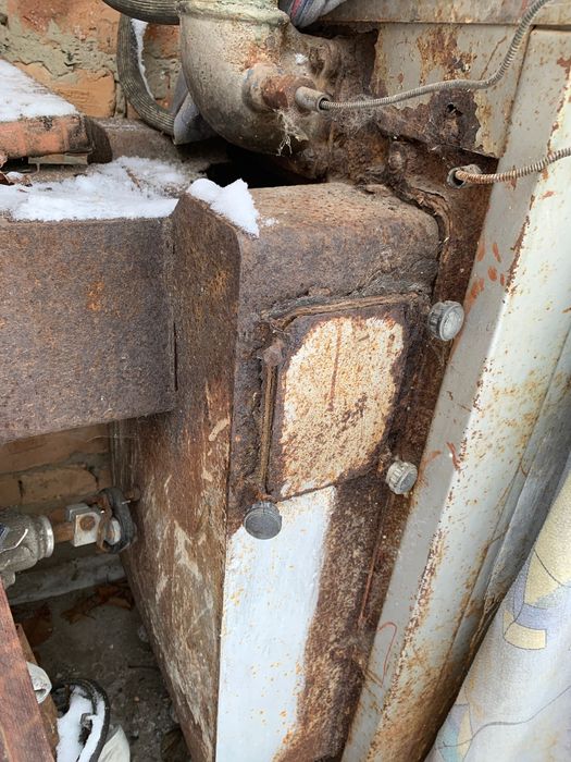 Котел чугуний на тверде паливо