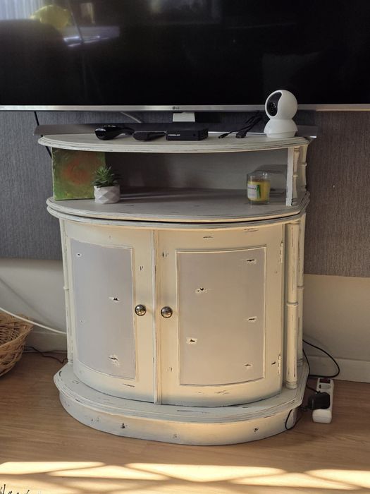 Movél/Bar com topo rotativo - aspecto rústico