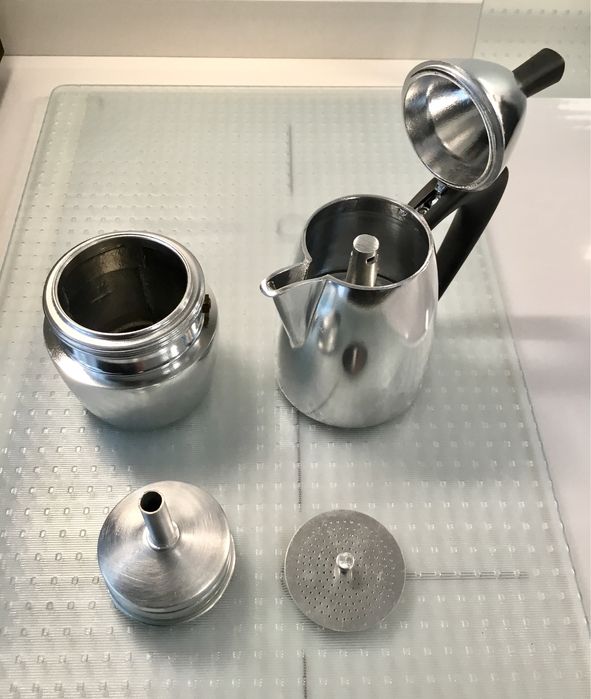 Cafeteira Giannini Chicca 3/1 chávenas