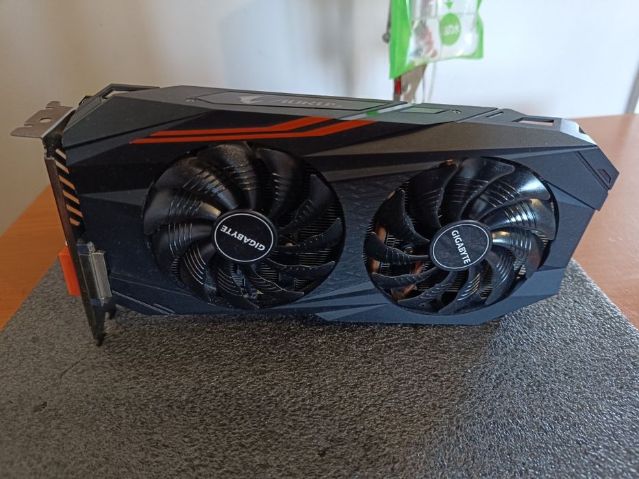 AORUS Radeon RX580 8G