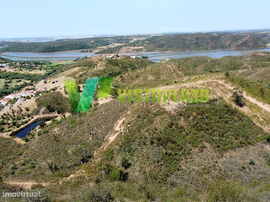 Quinta com Terreno em Silves - Oportunidade com Potencial de Invest...