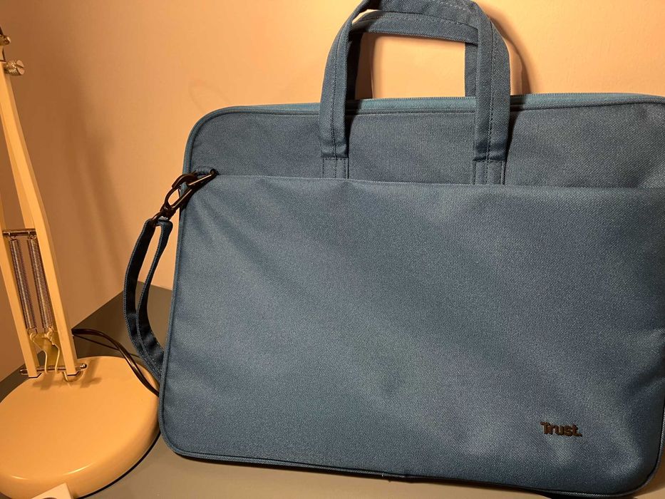 iPad Air 13 M2, com teclado, caneta e vários acessórios - Como novo