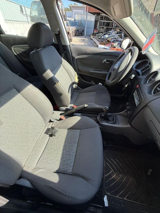 Seat Ibiza 6L 1.2I De 2002 Disponível Para Peças Farolins Da Mala