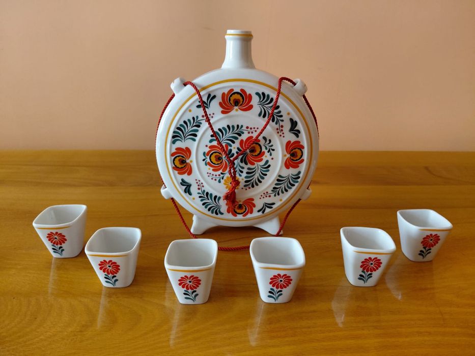 Buklak/karafka z 6 kieliszkami