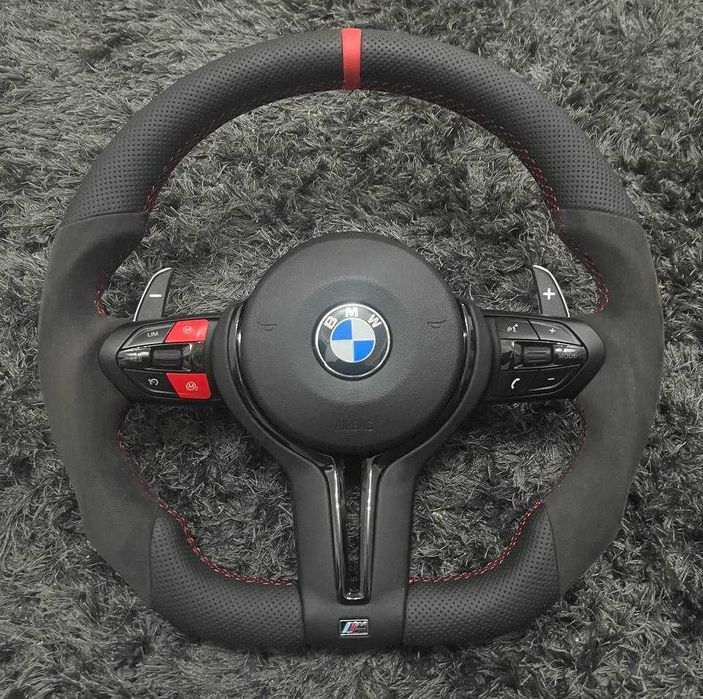 Volantes BMW M Performance - Serie F (Couro Perfurado + Alcântara)