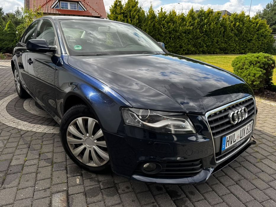 Audi A4 Limousine LIFT 1,8 Benz 120Kucy 141tys km Klima BEZWYPADKOWY Niemcy 3-DRZWI LIFT