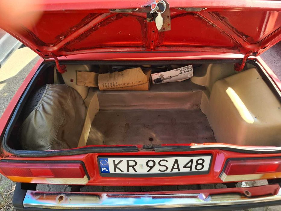 Łada model 2107-rok1988 stan kolekcjonerski